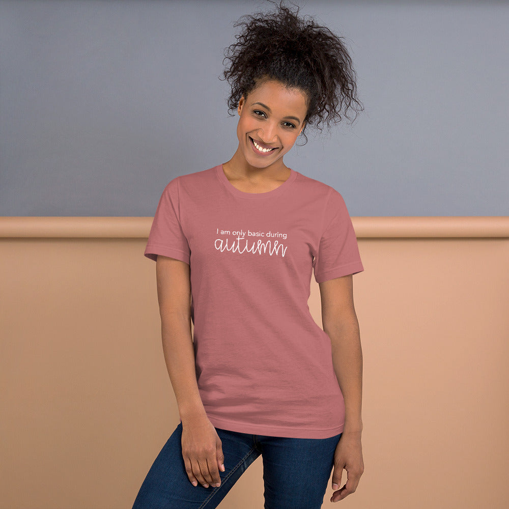 basic in autumn tee